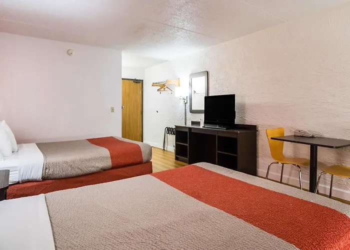 Hotel 6-prospect Heights, Il 4*