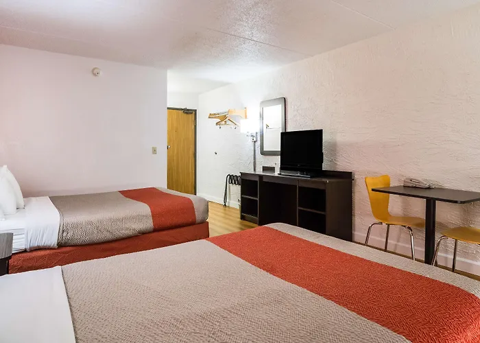 Hotel 6-prospect Heights, Il 4*