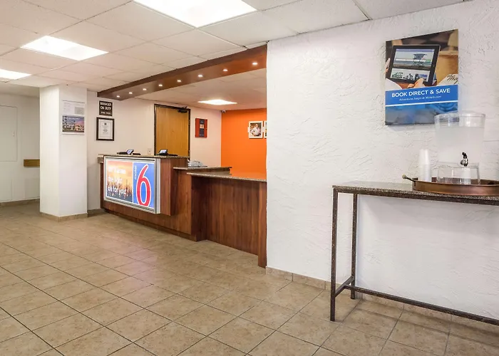 6-prospect Heights, Il Hotel